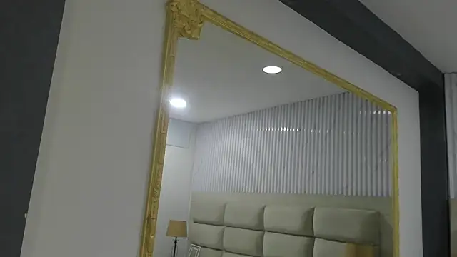 Snapshot of CarolineFyre chatting on 02.26.26 CarolineFyre online show from 02.26.26