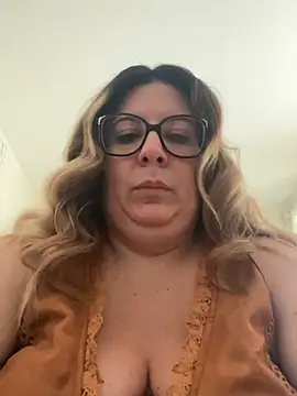 Snapshot of JasmineGlow7 chatting on 03.02.26 JasmineGlow7 online show from 03.02.26