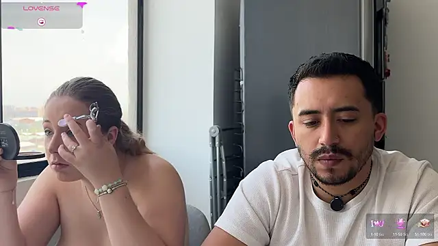 Snapshot of Sofii_n_Diego chatting on 03.01.26 Sofii n Diego online show from 03.01.26