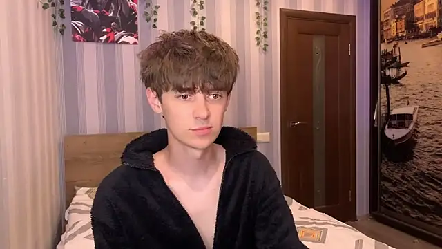 Snapshot of Sweet_Dude chatting on 05.14.26 Sweet Dude online show from 05.14.26