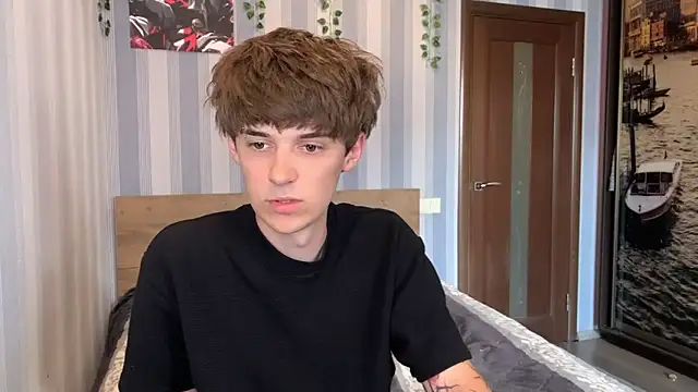 Snapshot of Sweet_Dude chatting on 05.15.26 Sweet Dude online show from 05.15.26