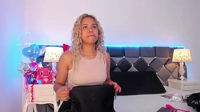 Snapshot of _Giorgiina_ chatting on 02.09.26 Giorgiina online show from 02.09.26