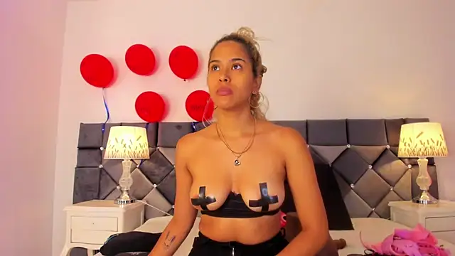 Snapshot of _Giorgiina_ chatting on 02.21.26 Giorgiina online show from 02.21.26