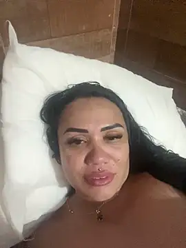 Snapshot of Deyseprado35 chatting on 02.23.26 Deyseprado35 online show from 02.23.26