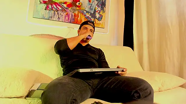 Snapshot of jhon_nicolas chatting on 02.15.26 jhon nicolas online show from 02.15.26