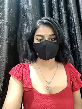 Snapshot of Alix_cuti chatting on 06.17.26 Alix cuti online show from 06.17.26