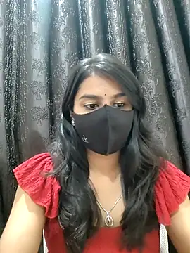 Snapshot of Alix_cuti chatting on 06.19.26 Alix cuti online show from 06.19.26
