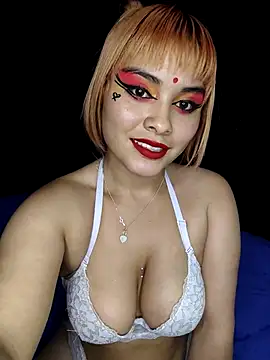 Snapshot of zoe_love18 chatting on 02.19.26 zoe love18 online show from 02.19.26