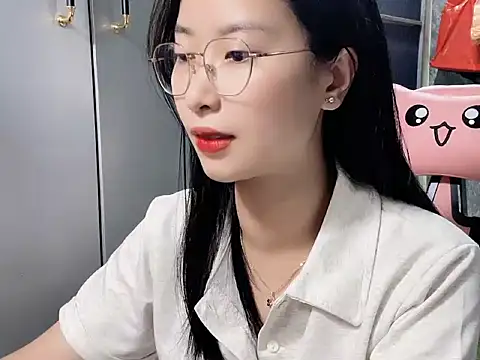 Snapshot of Linne6789 chatting on 03.02.26 Linne6789 online show from 03.02.26