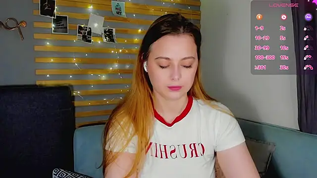 Alice Wanderr online show from 02.25.26