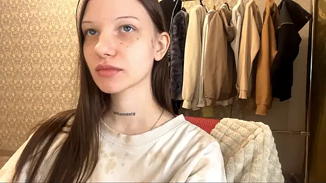 LumPetal online show from 02.15.26