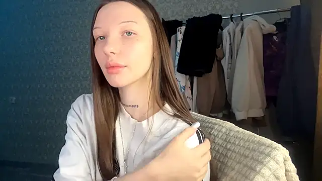 LumPetal online show from 02.22.26