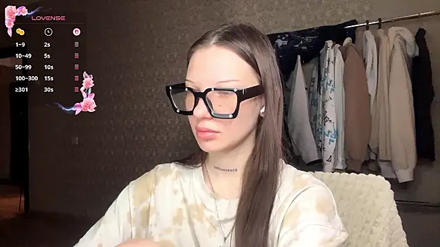 LumPetal online show from 02.25.26