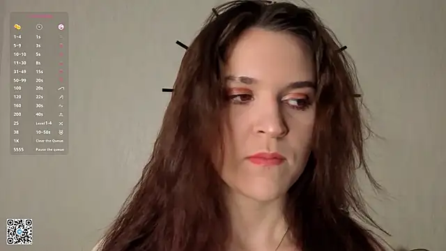 Snapshot of DelindaToste chatting on 02.11.26 DelindaToste online show from 02.11.26