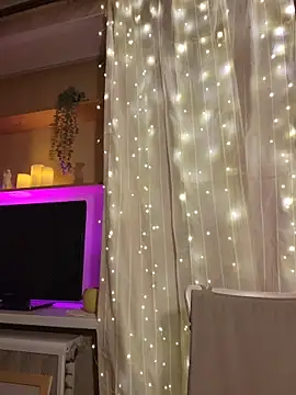 Snapshot of HotDevilGirl_ chatting on 02.20.26 HotDevilGirl online show from 02.20.26