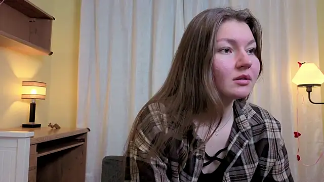 Snapshot of TobiMillinor chatting on 02.09.26 TobiMillinor online show from 02.09.26