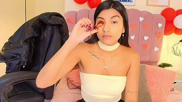 Snapshot of Ateneaaa_ chatting on 02.18.26 Ateneaaa online show from 02.18.26