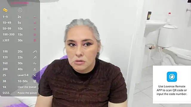 Snapshot of mature_gold1 chatting on 02.12.26 mature gold1 online show from 02.12.26