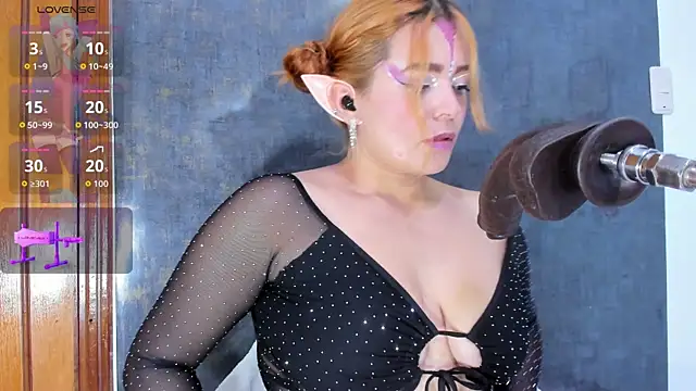 nicolle boobies online show from 03.31.26