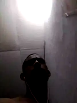 Snapshot of GleamingLeaper chatting on 04.09.26 GleamingLeaper online show from 04.09.26