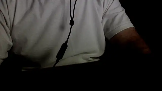 Snapshot of cumintodadark chatting on 05.20.26 cumintodadark online show from 05.20.26