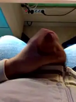 Snapshot of no-name15 chatting on 02.09.26 no-name15 online show from 02.09.26