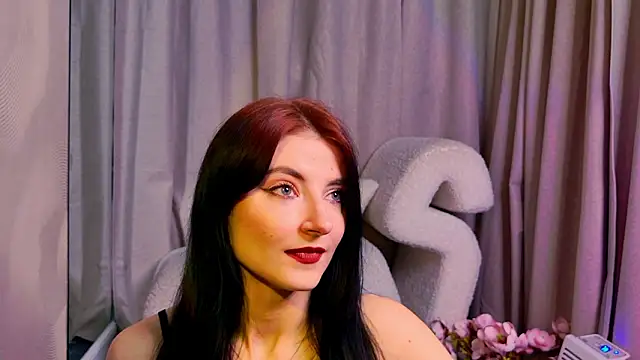 NicoleLuxe online show from 03.26.26