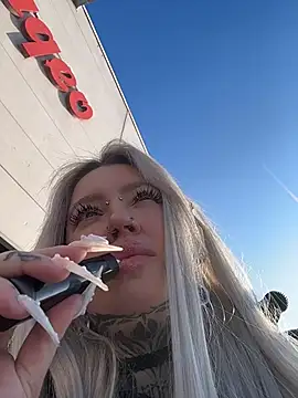 Snapshot of Chiibi chatting on 02.18.26 Chiibi online show from 02.18.26