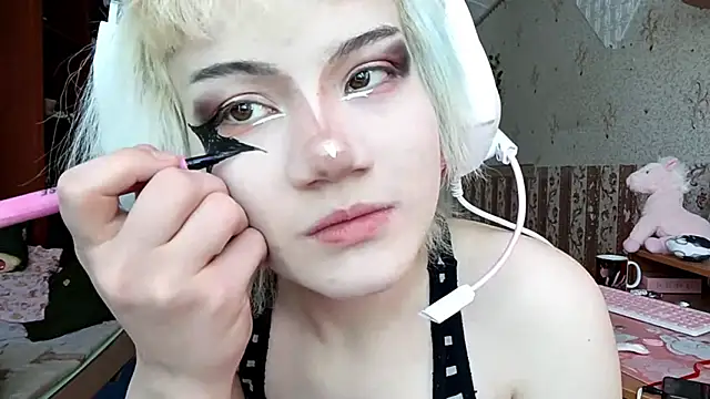 KathernSaulters online show from 03.01.26