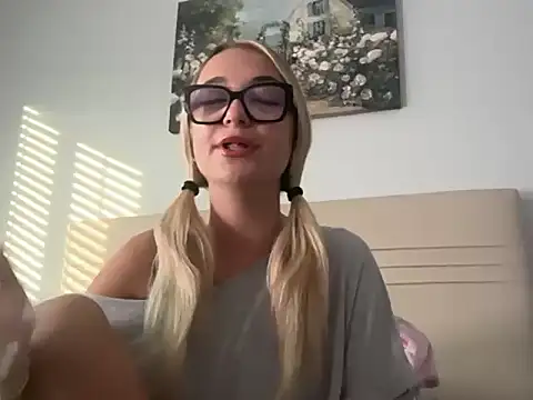 kelseyblu online show from 04.08.26