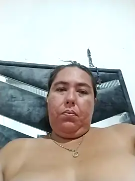 Snapshot of hot_girl_full chatting on 05.19.26 hot girl full online show from 05.19.26