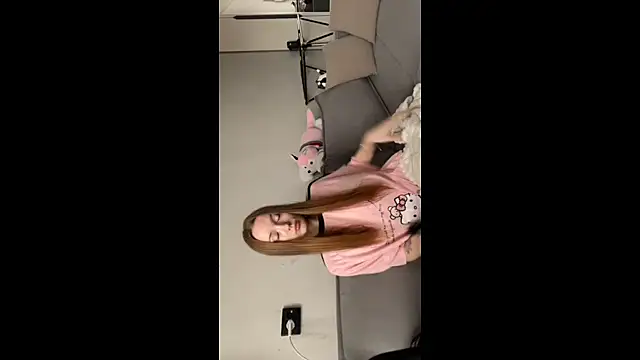 Snapshot of lunli0 chatting on 02.18.26 lunli0 online show from 02.18.26