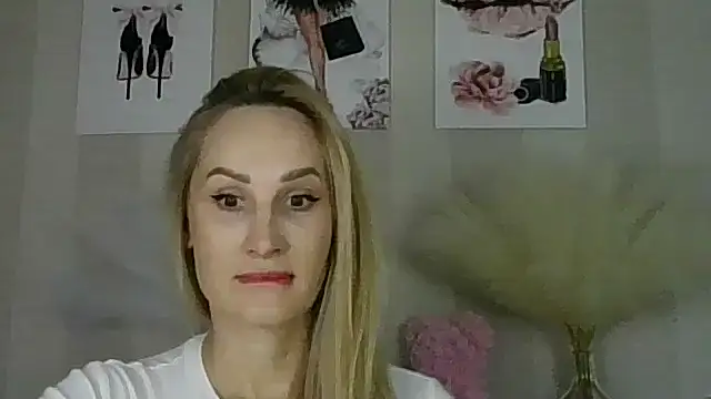Snapshot of Kikki777 chatting on 02.02.26 Kikki777 online show from 02.02.26