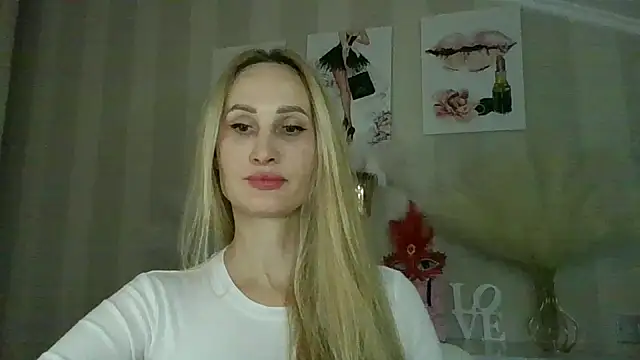 Snapshot of Kikki777 chatting on 02.10.26 Kikki777 online show from 02.10.26