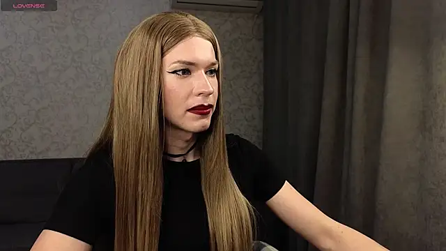 Snapshot of Anna_inHear chatting on 05.21.26 Anna inHear online show from 05.21.26