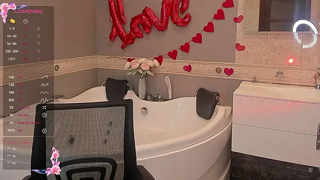 Snapshot of MaryClars chatting on 02.15.26 MaryClars online show from 02.15.26