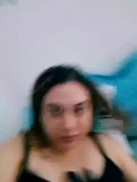 Snapshot of risitos23 chatting on 05.14.26 risitos23 online show from 05.14.26