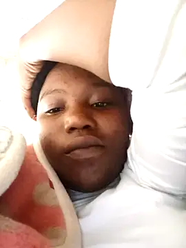 Snapshot of Cherrygirl12 chatting on 03.09.26 Cherrygirl12 online show from 03.09.26