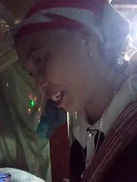 Snapshot of lena-cute chatting on 02.13.26 lena-cute online show from 02.13.26