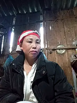 Snapshot of lena-cute chatting on 02.21.26 lena-cute online show from 02.21.26