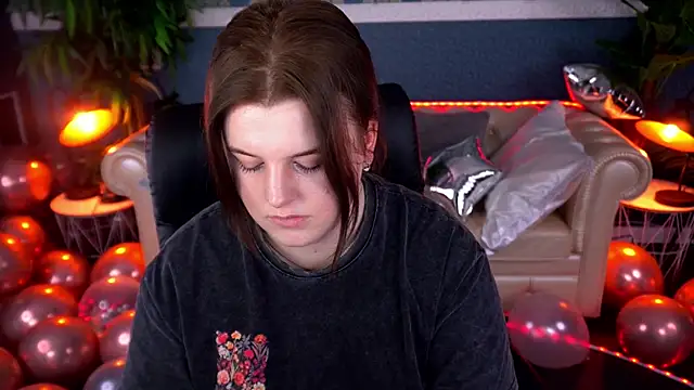 Snapshot of KristiFoxy chatting on 02.03.26 KristiFoxy online show from 02.03.26