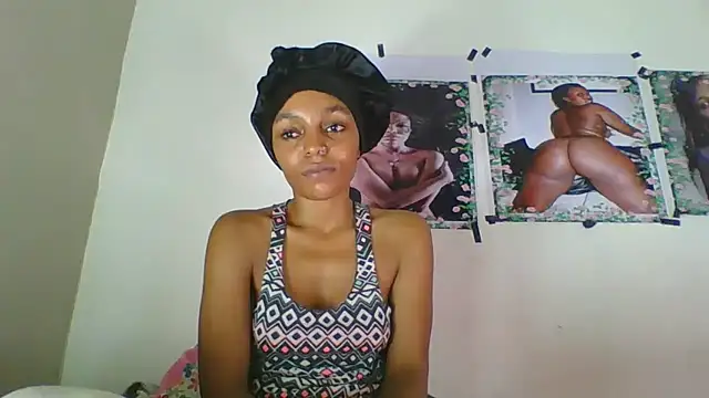 Snapshot of Silk_Couple chatting on 02.26.26 Silk Couple online show from 02.26.26