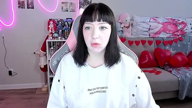 MollysLand online show from 02.12.26