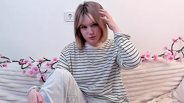 JonnaWalby online show from 02.10.26