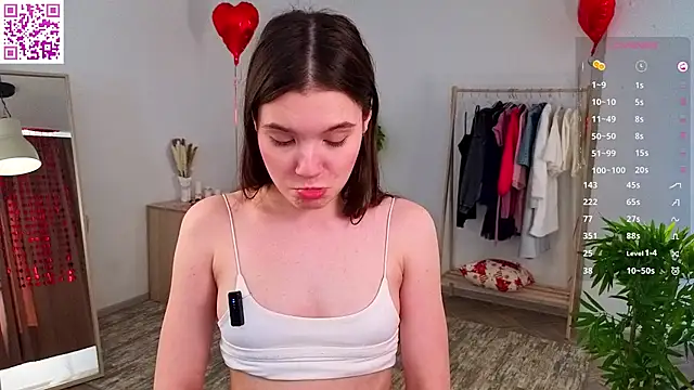 Snapshot of MirthaZien chatting on 03.02.26 MirthaZien online show from 03.02.26