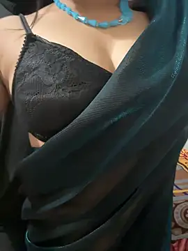 Snapshot of Hot_Bhavi_ chatting on 03.28.26 Hot Bhavi online show from 03.28.26