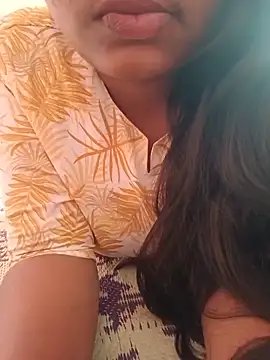 Snapshot of vyshali_vyshu chatting on 05.22.26 vyshali vyshu online show from 05.22.26
