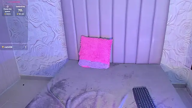 Lya dubois  online show from 04.13.26