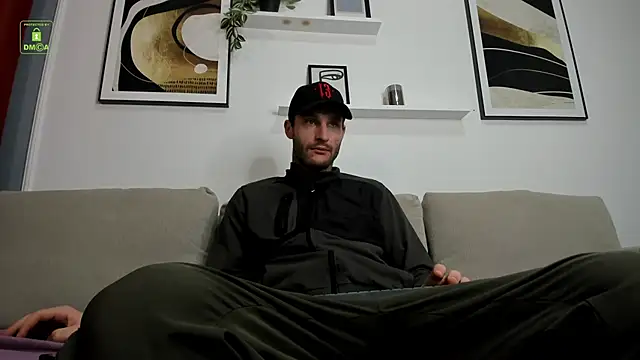 Snapshot of Deymond_Russo chatting on 03.03.26 Deymond Russo online show from 03.03.26