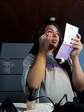 Snapshot of MeelFox chatting on 02.06.26 MeelFox online show from 02.06.26